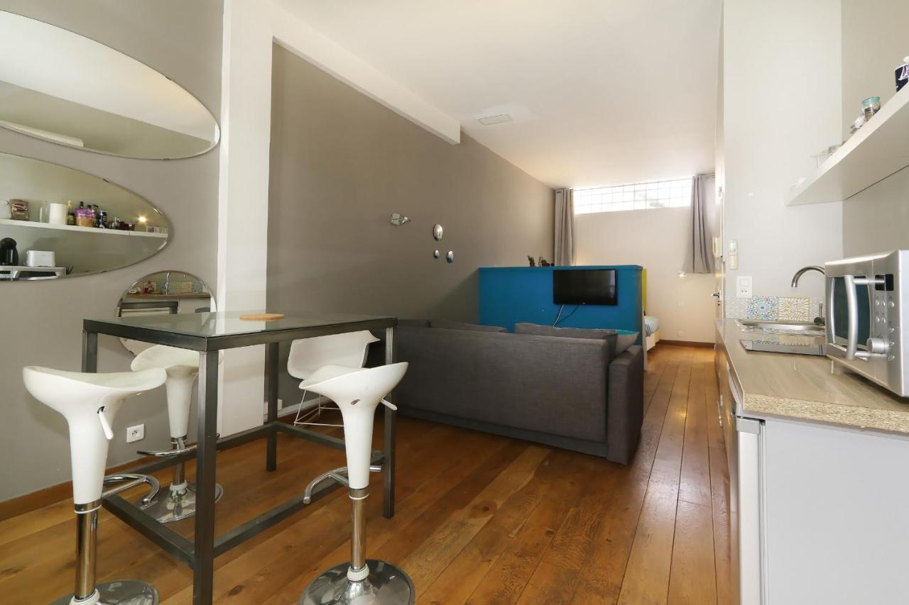 Joli Appartement Aux Beaux Arts Loft Avec Terrasse Montpellier Exteriör bild